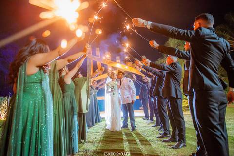 casamento villa Laguna, foto villa laguna, making off da noiva villa laguna, villa laguna, fotografia de casamento, estudio oliver, decoração de casamento, noiva, foto criativa de casamento'