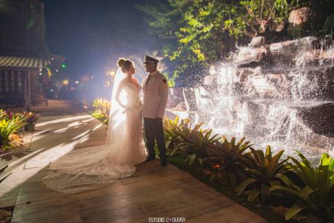 casamento villa Laguna, foto villa laguna, making off da noiva villa laguna, villa laguna, fotografia de casamento, estudio oliver, decoração de casamento, noiva, foto criativa de casamento'