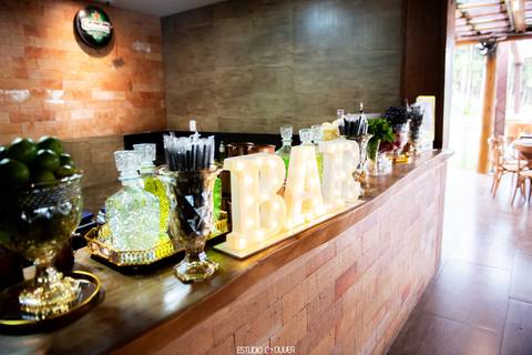 espaço sanctuarium, ensaio pre casamento no espaço sanctuarim, making off da noiva , casamento em belo horizonte, casamento no rio de janeiro, casando em arraial do cabo fotografia de casamento, estudio oliver, casamento em região dos lago , vestido de no'