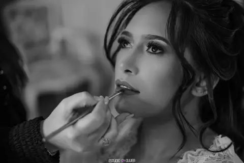 espaço sanctuarium, ensaio pre casamento no espaço sanctuarim, making off da noiva , casamento em belo horizonte, casamento no rio de janeiro, casando em arraial do cabo fotografia de casamento, estudio oliver, casamento em região dos lago , vestido de no'