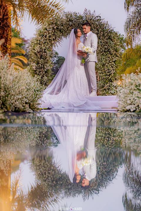 espaço sanctuarium, ensaio pre casamento no espaço sanctuarim, making off da noiva , casamento em belo horizonte, casamento no rio de janeiro, casando em arraial do cabo fotografia de casamento, estudio oliver, casamento em região dos lago , vestido de no'