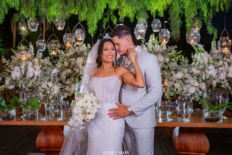 espaço sanctuarium, ensaio pre casamento no espaço sanctuarim, making off da noiva , casamento em belo horizonte, casamento no rio de janeiro, casando em arraial do cabo fotografia de casamento, estudio oliver, casamento em região dos lago , vestido de no'