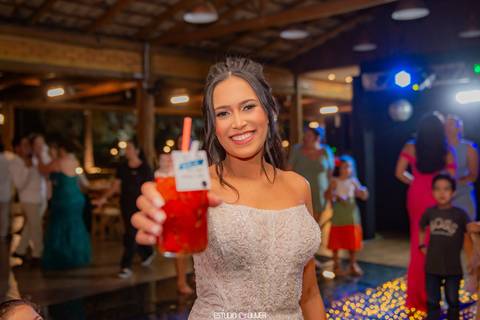 espaço sanctuarium, ensaio pre casamento no espaço sanctuarim, making off da noiva , casamento em belo horizonte, casamento no rio de janeiro, casando em arraial do cabo fotografia de casamento, estudio oliver, casamento em região dos lago , vestido de no'