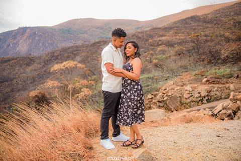 espaço sanctuarium, ensaio pre casamento no espaço sanctuarim, making off da noiva , casamento em belo horizonte, casamento no rio de janeiro, casando em arraial do cabo fotografia de casamento, estudio oliver, casamento em região dos lago , vestido de no'