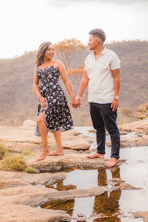 espaço sanctuarium, ensaio pre casamento no espaço sanctuarim, making off da noiva , casamento em belo horizonte, casamento no rio de janeiro, casando em arraial do cabo fotografia de casamento, estudio oliver, casamento em região dos lago , vestido de no'