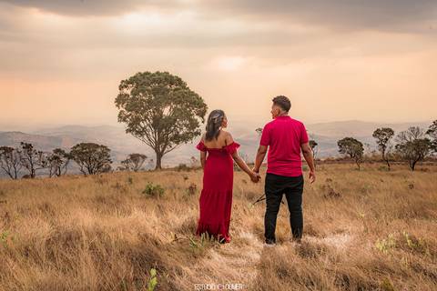 espaço sanctuarium, ensaio pre casamento no espaço sanctuarim, making off da noiva , casamento em belo horizonte, casamento no rio de janeiro, casando em arraial do cabo fotografia de casamento, estudio oliver, casamento em região dos lago , vestido de no'