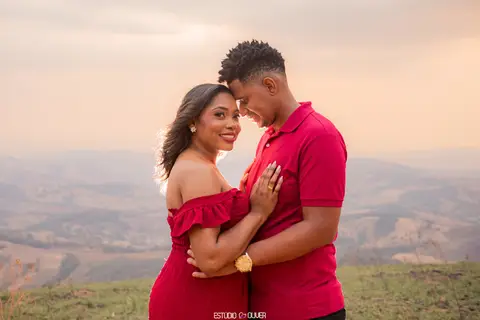 espaço sanctuarium, ensaio pre casamento no espaço sanctuarim, making off da noiva , casamento em belo horizonte, casamento no rio de janeiro, casando em arraial do cabo fotografia de casamento, estudio oliver, casamento em região dos lago , vestido de no'