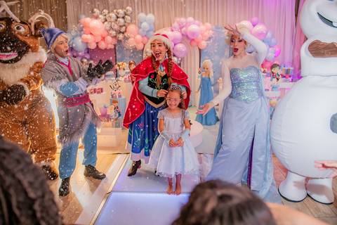 fotografia festa infantil Ribeirão das Neves
decoração festa infantil Ribeirão das Neves
fotógrafo infantil Belo Horizonte
fotografia aniversário infantil BH
decoração temática festa infantil Belo Horizonte
fotografia festa infantil Contagem MG
decoração '