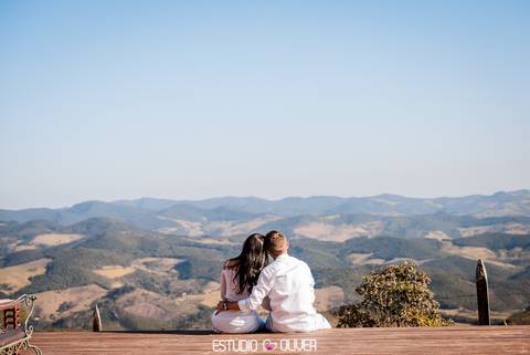 ensaio pre wedding em lavras novas, ensaio em lavras novas, pre casamento em lavras novas, lavras novas, pre wedding, estudio oliver,  oliver fotografia, estudio de fotografia,  poses para fotos pre casamento'