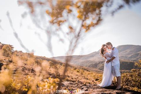 ensaio pre wedding em lavras novas, ensaio em lavras novas, pre casamento em lavras novas, lavras novas, pre wedding, estudio oliver,  oliver fotografia, estudio de fotografia,  poses para fotos pre casamento'