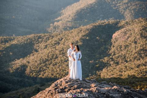 ensaio pre wedding em lavras novas, ensaio em lavras novas, pre casamento em lavras novas, lavras novas, pre wedding, estudio oliver,  oliver fotografia, estudio de fotografia,  poses para fotos pre casamento'