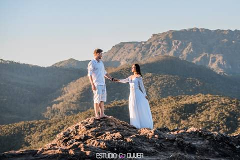 ensaio pre wedding em lavras novas, ensaio em lavras novas, pre casamento em lavras novas, lavras novas, pre wedding, estudio oliver,  oliver fotografia, estudio de fotografia,  poses para fotos pre casamento'