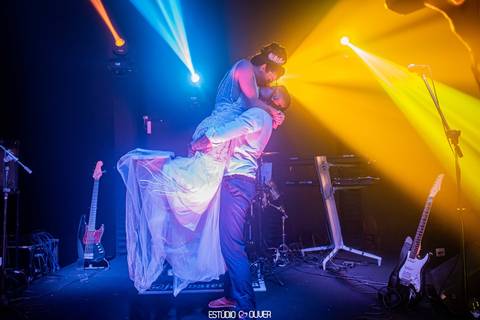 espaço villagio, espaço villagio pampulha, espaço de festa na Pampulha, horizonte, fotografo de casamento em belo horizonte, melhores fotografo de bh,  boate, pista de led, pista de dança de led, la casa de papel em casamento,'