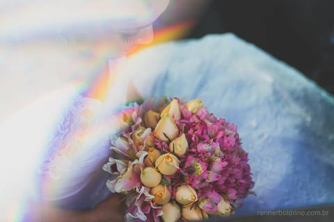 noiva e buquê'