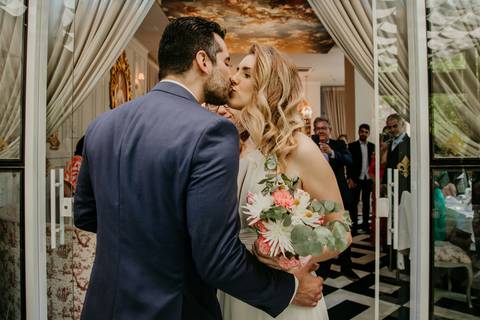 '