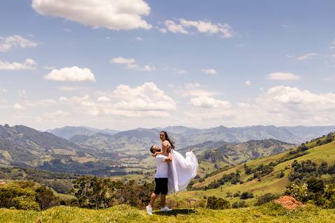 Ensaio Fotografico Casal, cidade de GONÇALVES, MG, Montanhas'