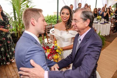 casamento Juliana e Andrew. Ubatuba, praia das Toninhas. Espaço Uluar'