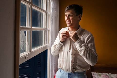 Noivo se arrumando. Making of do noivo'