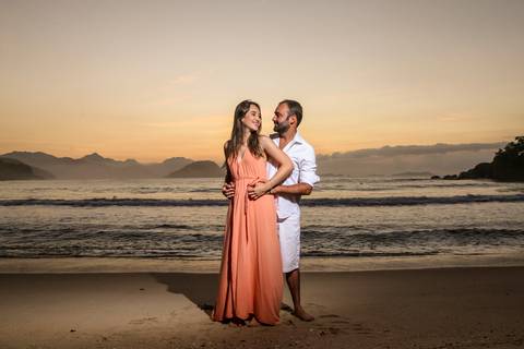 Fotos Ensaio casal nascer do sol - Ubatuba'