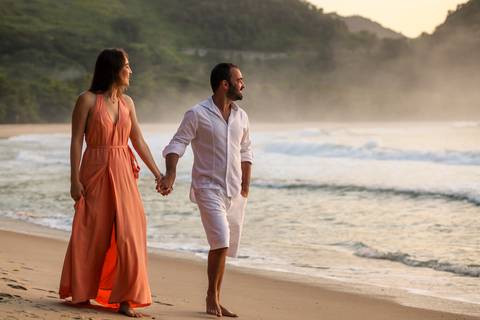 Fotos Ensaio casal nascer do sol - Ubatuba'