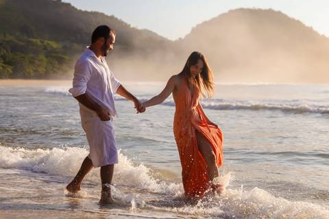 Ensaio casal nascer do sol - Ubatuba, praia do Félix'