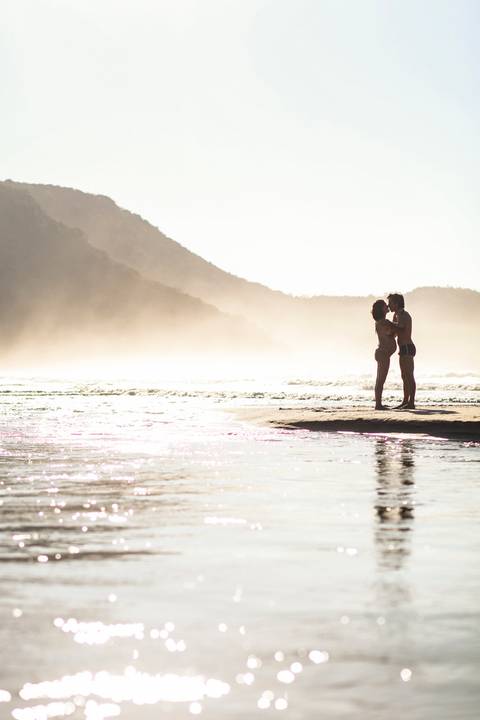 Ensaio Casal Gestante Itamambuca, Ubatuba, Nascer do sol'