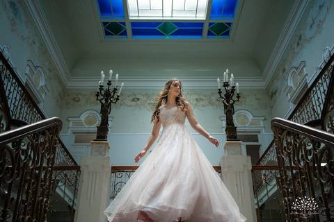 Julia - Julia 15 anos - 15 Anos - Quinze Anos - Ensaio Externo - Debutante - Biblioteca Pública de Pelotas - Porto de Pelotas - Parque Una- Família - Luz - Antonio Rocha Fotografias - Antonio Rocha - @antoniorochafotografias '