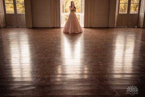 Julia - Julia 15 anos - 15 Anos - Quinze Anos - Ensaio Externo - Debutante - Biblioteca Pública de Pelotas - Porto de Pelotas - Parque Una- Família - Luz - Antonio Rocha Fotografias - Antonio Rocha - @antoniorochafotografias '