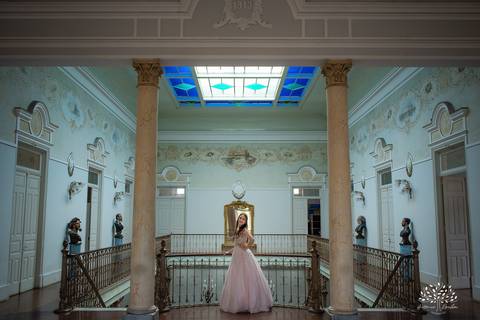 Julia - Julia 15 anos - 15 Anos - Quinze Anos - Ensaio Externo - Debutante - Biblioteca Pública de Pelotas - Porto de Pelotas - Parque Una- Família - Luz - Antonio Rocha Fotografias - Antonio Rocha - @antoniorochafotografias '