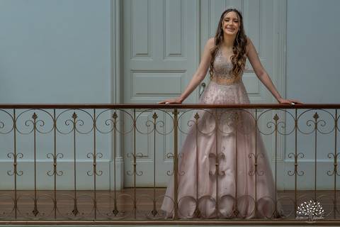 Julia - Julia 15 anos - 15 Anos - Quinze Anos - Ensaio Externo - Debutante - Biblioteca Pública de Pelotas - Porto de Pelotas - Parque Una- Família - Luz - Antonio Rocha Fotografias - Antonio Rocha - @antoniorochafotografias '
