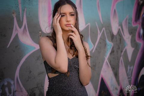 Julia - Julia 15 anos - 15 Anos - Quinze Anos - Ensaio Externo - Debutante - Biblioteca Pública de Pelotas - Porto de Pelotas - Parque Una- Família - Luz - Antonio Rocha Fotografias - Antonio Rocha - @antoniorochafotografias '