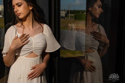 Julia - Julia 15 anos - 15 Anos - Quinze Anos - Ensaio Externo - Debutante - Biblioteca Pública de Pelotas - Porto de Pelotas - Parque Una- Família - Luz - Antonio Rocha Fotografias - Antonio Rocha - @antoniorochafotografias '