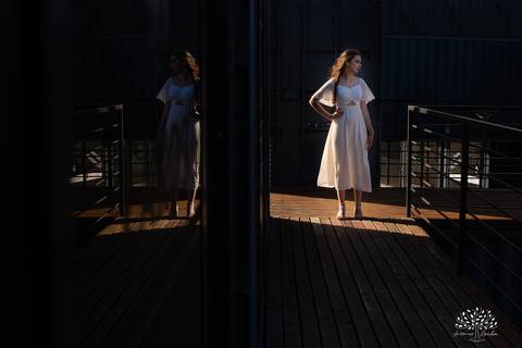 Julia - Julia 15 anos - 15 Anos - Quinze Anos - Ensaio Externo - Debutante - Biblioteca Pública de Pelotas - Porto de Pelotas - Parque Una- Família - Luz - Antonio Rocha Fotografias - Antonio Rocha - @antoniorochafotografias '