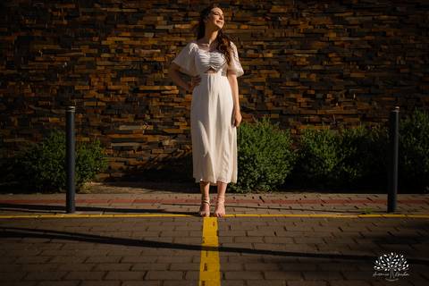 Julia - Julia 15 anos - 15 Anos - Quinze Anos - Ensaio Externo - Debutante - Biblioteca Pública de Pelotas - Porto de Pelotas - Parque Una- Família - Luz - Antonio Rocha Fotografias - Antonio Rocha - @antoniorochafotografias '