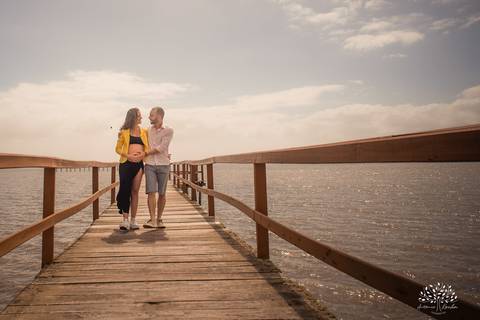 Thaiana + Maiquinho = Lis -  Gravidez – Gestação – Estou chegando – Menina – Gestação de Menina – Mundo Colorido – Parto humanizado– Ensaio Gestante - Fotografia de Família – Laranjal - Satolep –– Pelotas – @antoniorochafotografias'