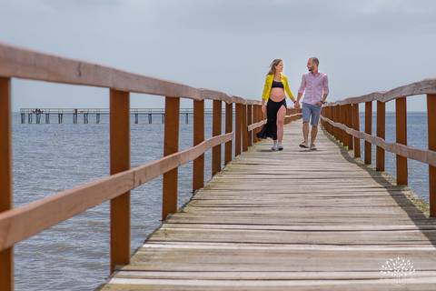 Thaiana + Maiquinho = Lis -  Gravidez – Gestação – Estou chegando – Menina – Gestação de Menina – Mundo Colorido – Parto humanizado– Ensaio Gestante - Fotografia de Família – Laranjal - Satolep –– Pelotas – @antoniorochafotografias'