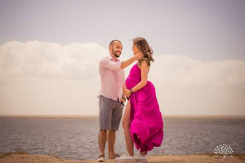 Thaiana + Maiquinho = Lis -  Gravidez – Gestação – Estou chegando – Menina – Gestação de Menina – Mundo Colorido – Parto humanizado– Ensaio Gestante - Fotografia de Família – Laranjal - Satolep –– Pelotas – @antoniorochafotografias'