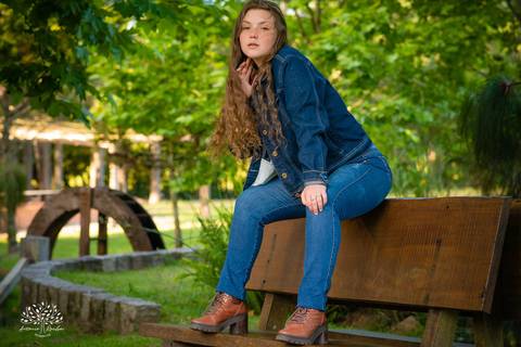 Júlia – Júlia 15 Anos – Ensaio – Ensaio Debutante – Chácara da Família Fiss – Debutante – Campo – Felicidade – Foto Premiada – Livro – Fotografia de Família – Debutante – Pôr do Sol – Vestido – Dourado – Antonio Rocha Fotografias – Pelotas – Linda – Sarda'