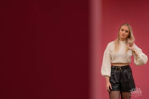 Milena – Milena 15 Anos – Ensaio – Ensaio Debutante – Chácara Família Fiss – Debutante – Campo – Felicidade – Foto Premiada – Loira – Fotografia de Família – Debutante – Pôr do Sol – Exigente – Dourado – Antonio Rocha Fotografias – Pelotas – Linda – Dogs '