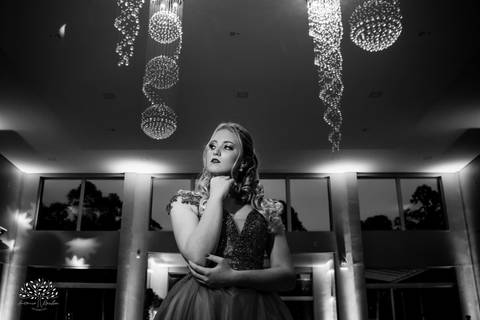 Milena – Milena 15 Anos – Festa – Festa Debutante – Chácara do Amanhecer – Debutante – Campo – Felicidade – Loira – Fotografia de Família – Debutante – Pôr do Sol – Exigente – Vermelho – Antonio Rocha Fotografias – Pelotas – Quinze Anos – Alegria – Feliz'