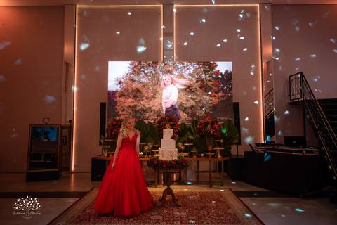 Milena – Milena 15 Anos – Festa – Festa Debutante – Chácara do Amanhecer – Debutante – Campo – Felicidade – Loira – Fotografia de Família – Debutante – Pôr do Sol – Exigente – Vermelho – Antonio Rocha Fotografias – Pelotas – Quinze Anos – Alegria – Feliz'