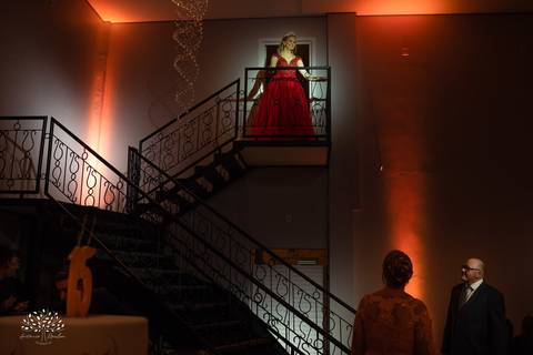 Milena – Milena 15 Anos – Festa – Festa Debutante – Chácara do Amanhecer – Debutante – Campo – Felicidade – Loira – Fotografia de Família – Debutante – Pôr do Sol – Exigente – Vermelho – Antonio Rocha Fotografias – Pelotas – Quinze Anos – Alegria – Feliz'