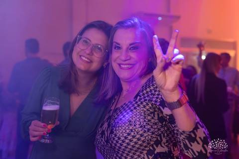 Milena – Milena 15 Anos – Festa – Festa Debutante – Chácara do Amanhecer – Debutante – Campo – Felicidade – Loira – Fotografia de Família – Debutante – Pôr do Sol – Exigente – Vermelho – Antonio Rocha Fotografias – Pelotas – Quinze Anos – Alegria – Feliz'