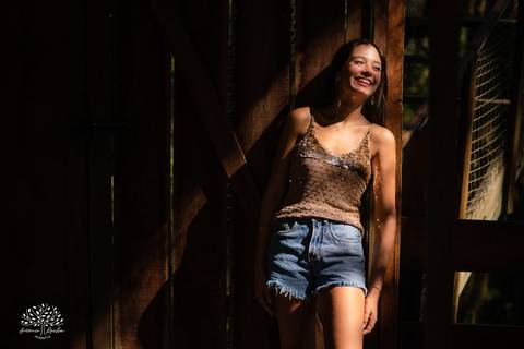 Nathália – Nathália 15 Anos – Ensaio – Ensaio Debutante – Parque Stone Land – Debutante – Campo – Felicidade – Livro – Fotografia de Família – Debutante – Pôr do Sol – Sorrir – Sorriso – Antonio Rocha Fotografias – Pelotas – Linda – Ensaio Externo – Vida '