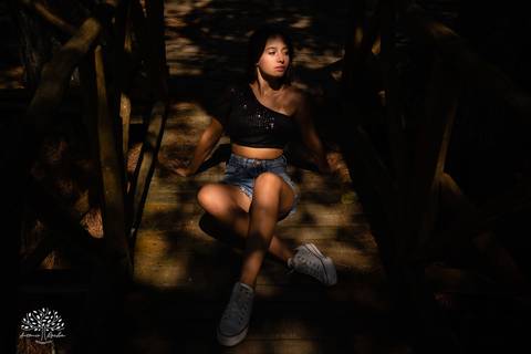 Nathália – Nathália 15 Anos – Ensaio – Ensaio Debutante – Parque Stone Land – Debutante – Campo – Felicidade – Livro – Fotografia de Família – Debutante – Pôr do Sol – Sorrir – Sorriso – Antonio Rocha Fotografias – Pelotas – Linda – Ensaio Externo – Vida '