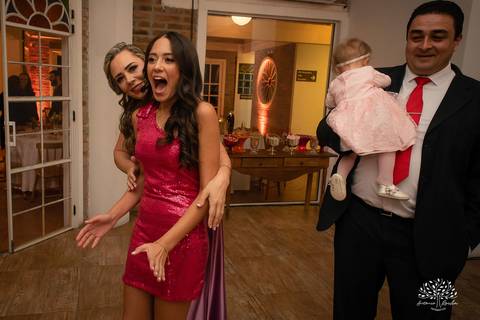 Nathália – Nathália 15 Anos – Festa 15 Anos – Debutante – Dom Manuel Quinta de Eventos – Festa – Felicidade – Fotografia de Família – Quinze Anos – 15 Anos – Sorrir – Sorriso – Antonio Rocha Fotografias – Pelotas – Linda – Vida Boa – Festão – Noite Linda '