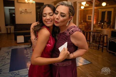 Nathália – Nathália 15 Anos – Festa 15 Anos – Debutante – Dom Manuel Quinta de Eventos – Festa – Felicidade – Fotografia de Família – Quinze Anos – 15 Anos – Sorrir – Sorriso – Antonio Rocha Fotografias – Pelotas – Linda – Vida Boa – Festão – Noite Linda '