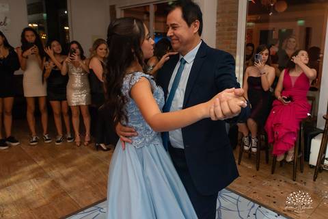 Nathália – Nathália 15 Anos – Festa 15 Anos – Debutante – Dom Manuel Quinta de Eventos – Festa – Felicidade – Fotografia de Família – Quinze Anos – 15 Anos – Sorrir – Sorriso – Antonio Rocha Fotografias – Pelotas – Linda – Vida Boa – Festão – Noite Linda '