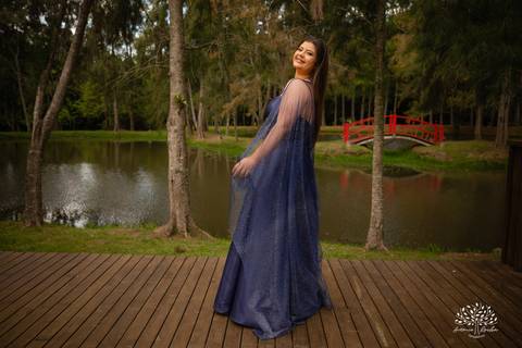 Julia Insaurriaga – Julia 15 Anos – Ensaio – Ensaio Debutante – Chácara da Família Fiss – Debutante – Campo – Felicidade – Chimarrão – Fotografia de Família – Debutante – Pôr do Sol – Vestido – Azul – Antonio Rocha Fotografias – Pelotas – Linda – Viver'