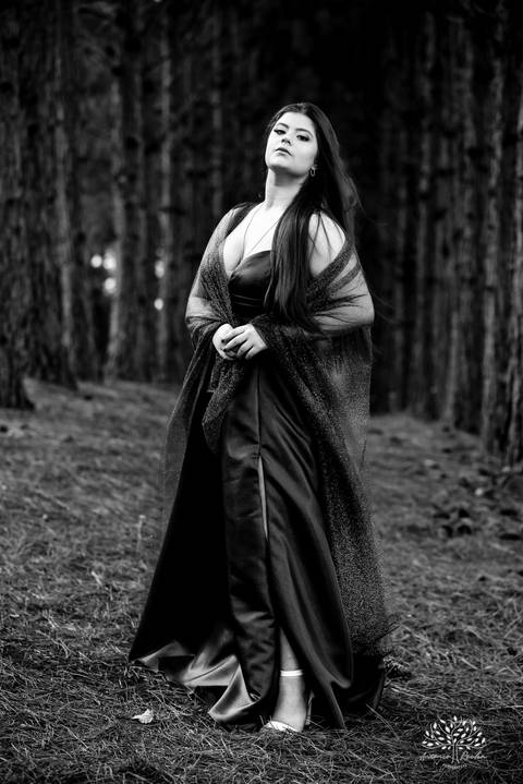 Julia Insaurriaga – Julia 15 Anos – Ensaio – Ensaio Debutante – Chácara da Família Fiss – Debutante – Campo – Felicidade – Chimarrão – Fotografia de Família – Debutante – Pôr do Sol – Vestido – Azul – Antonio Rocha Fotografias – Pelotas – Linda – Viver'